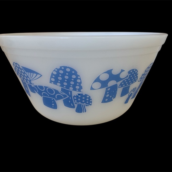 Rare Vintage Federal Glass 9” Blue Mushroom Bowl - Picture 4 of 10